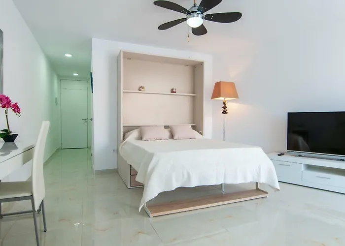 Studio Parque Santiago I